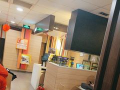 -麦当劳(南磨房店)