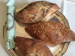 餐前面包-ladurée(香榭丽舍大街店)