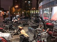 -一兆韦德健身(慧芝湖店)