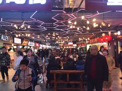 -八一好吃街·高品美食广场