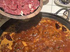 -旧街市鲜货老火锅(大光路店)