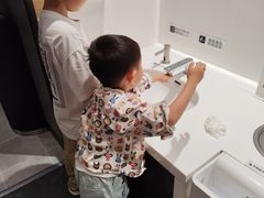 -胖东来生活广场(健康路店)