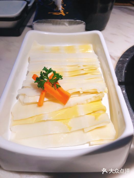 左庭右院鲜牛肉火锅(河西金鹰店)箭笋片图片