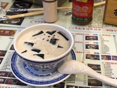 -捷信牛奶甜品世家(学府店)