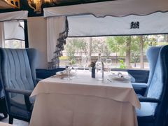 -火车头法国西餐厅