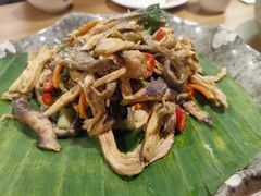 青柠手撕鸡-纳禾春.云南.版纳特色菜.傣味手抓饭(南亚店)