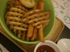 薯条派对-绿茵阁(体育西分店)
