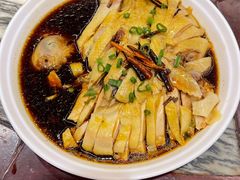 -蔼若春.传承三十年云南菜(金碧公园店)