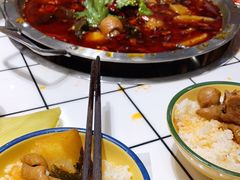 -晓彭肥肠鸡·泡椒鸡火锅(水木天地店)
