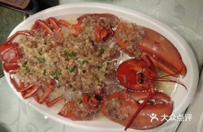 Steamed Lobster with Garlic