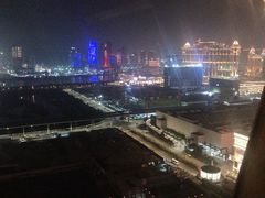 -影汇之星8字形摩天轮