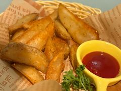 -又见马甲M8融合西餐厅(体育中心店)