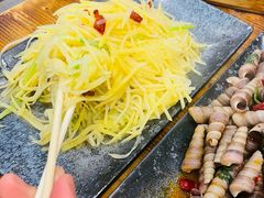 土豆丝-老东镇啤酒屋海鲜加工·蒸汽海鲜·海鲜烧烤(台东店)