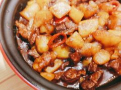 土豆烧牛腩-胡子大厨·超级小炒肉(晶耀前滩店)