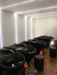 -BULB STUDIO 巴柏明星发型工作室