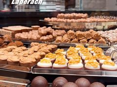 -Laderach 莱德拉(上海环贸iapm店)