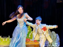 -猴有戏教育戏剧·音乐剧·主持口才·演讲朗诵辩论(环球港华师大校区)