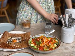 虾仁牛油果沙拉-RAC BAR(安福路店)