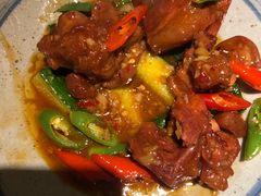 辣炒秘制滷猪蹄-静一餐厅·湖北菜(前门创始店)