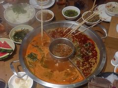 -佬土鹅肠火锅(中建大观店)