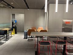 -麦当劳(西客站店)