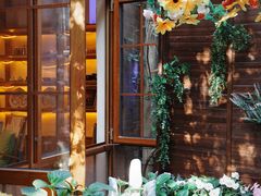 -月亮眼花园餐厅书吧酒吧