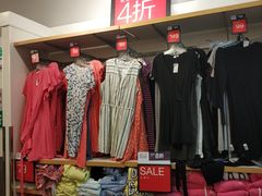 -GAP(王府井奥莱·香江小镇店)