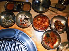 十道正宗韩国小菜-金顺韩式烤肉·网红烤肉店(广利路店)