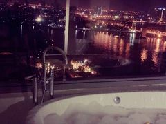 -阿瓦尼河滨曼谷酒店