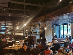 -Carbon莫卡哆·意大利复古集市餐厅(杭州大厦店)