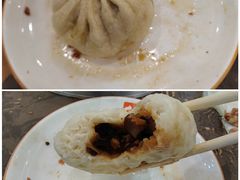 香菇肉包子-张包铺(道外店)