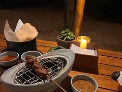 -三亚艾迪逊酒店·海滩烧烤 BARBACOA·现场乐队·浪漫晚餐·烧烤海鲜