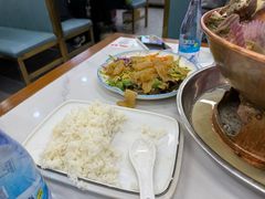 -一口猪海鲜浑锅·东北家常菜