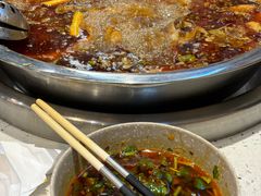 -肖肖酸萝卜鱼火锅(总店)