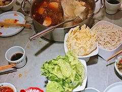 -宴全牛粤来越牛潮汕鲜牛肉火锅(海州万达广场店)