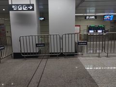 -铁西广场(地铁站)