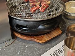 -草家酱蟹炭火烤肉店(珲春南路二店)
