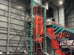 -极限PLAY运动娱乐新世界·团建派对表演休闲馆·室内高空游乐园