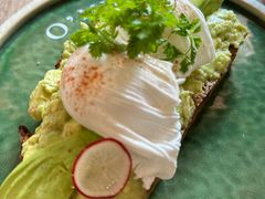 牛油果温泉蛋吐司-O'mills Sourdough Bakery&Bistro(永嘉路店)