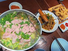 -全牛匠·乐山跷脚牛肉(西单华威约饭街店)
