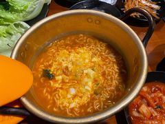 辛拉面-肉甲韩国木炭烤肉(新壹街1店)