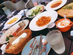 -DEEP·美式餐吧(五棵松华熙LIVE店)