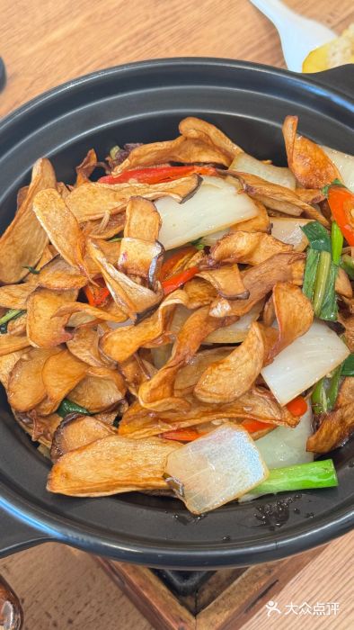 滇越乘象云南餐厅(次渠店)图片
