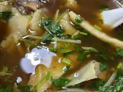 -清真·白家牛肉罩火烧老店(育才街店)