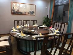 包厢-雅和生态渔庄·宜城锅巴饭(龙灵山公园店)