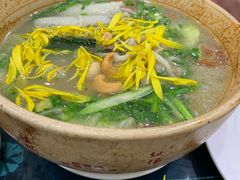 -桥香园云南过桥米线(金马碧鸡店)