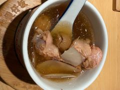 无花果炖土鸡汤-华记煲仔华·煲仔饭(市桥易发店)