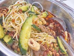 -周良天山牛杂城(天山路总店)