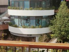 -瑞虹新天地月亮湾