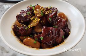 Grandmother's Osmanthus Braised Pork